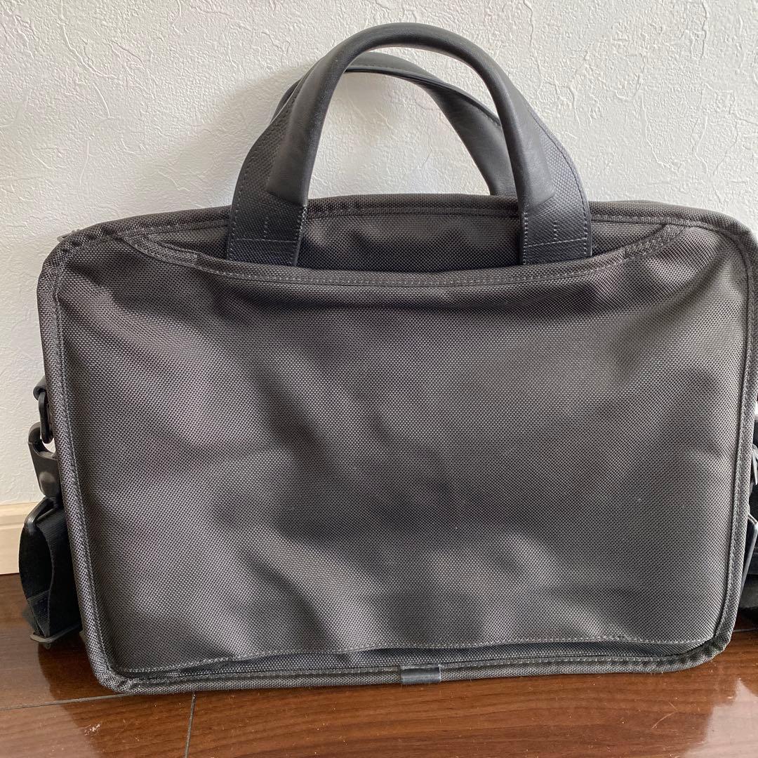 TUMI トゥミ　ALPHA2 Slim Brief