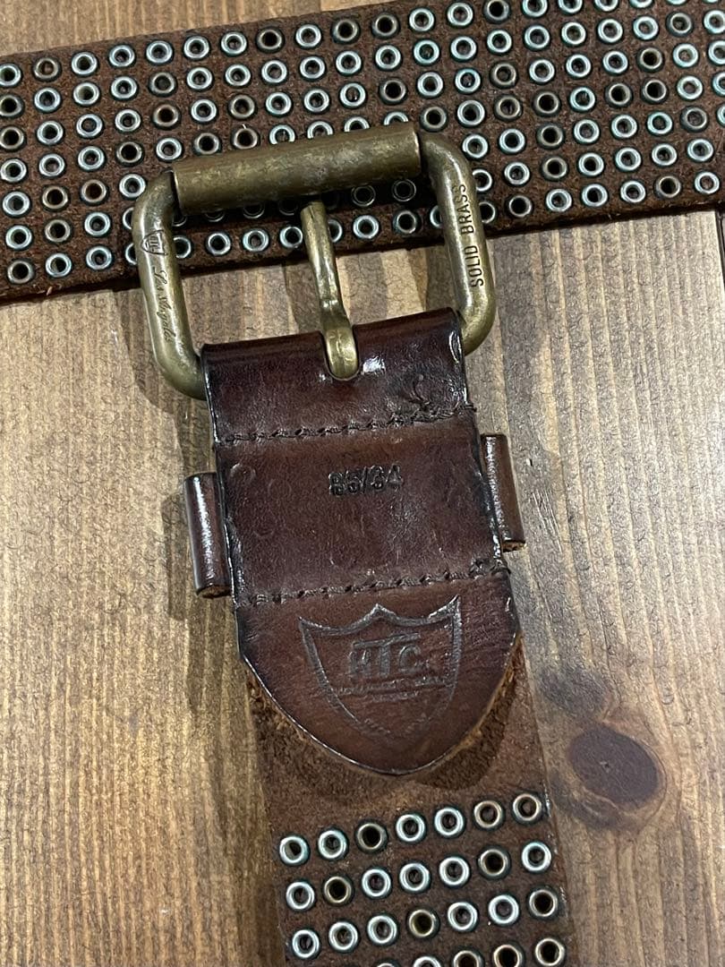 HTCブラウンレザー メタルスタッズ ベルト