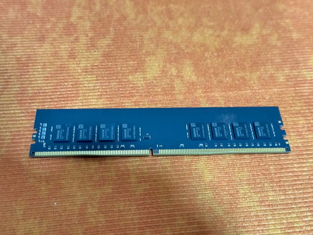 【中古美品】PC メモリ 32GB-3200MHz KLEVV DDR4