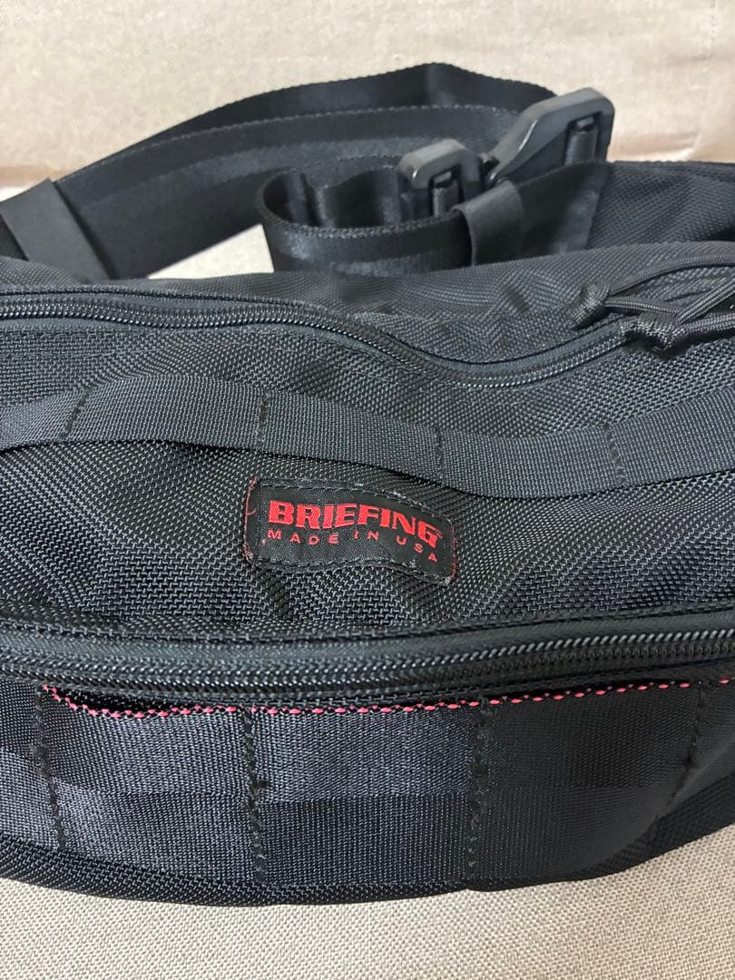 【USA製】BRIEFING ブリーフィング　MASTER PODボディバック
