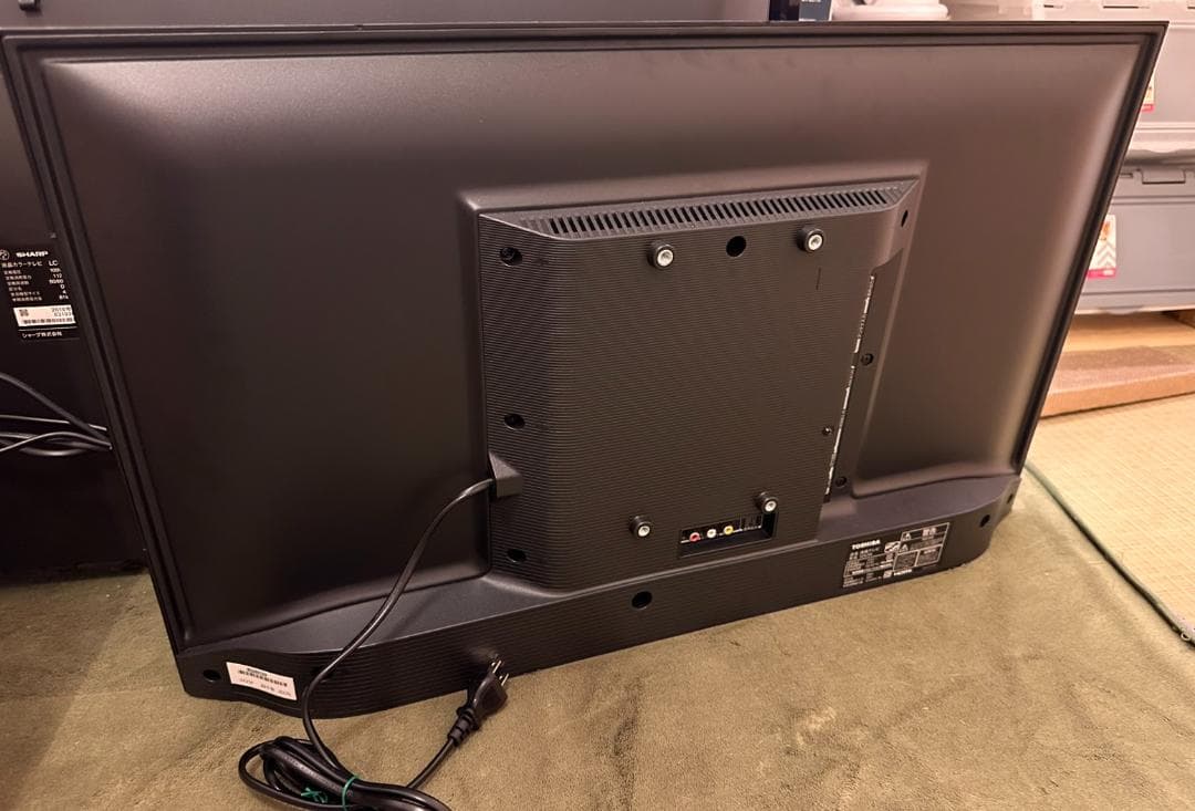 アプリ内蔵極美品　TOSHIBA 東芝 テレビ　32V34　2022年製　32型