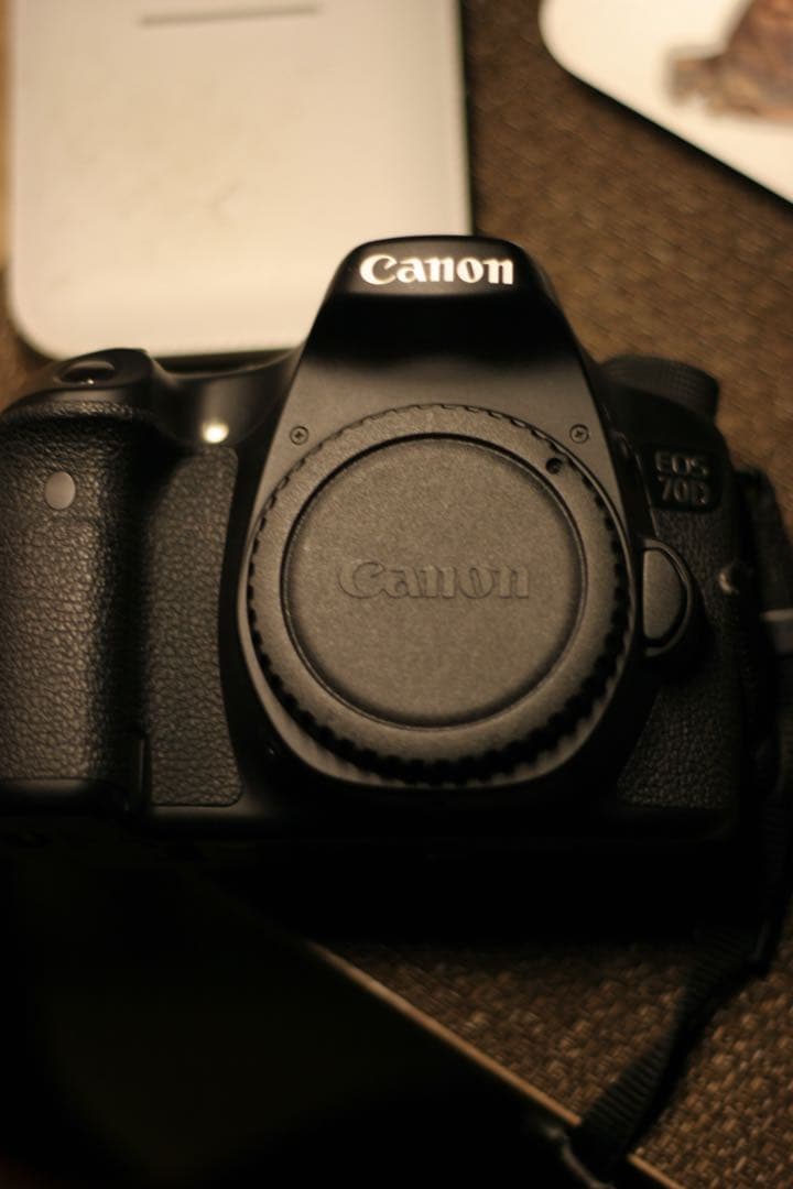 Canon EOS 70D デジタル一眼レフカメラ
