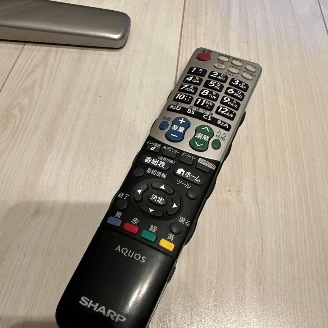 送料込み‼️SHARP AQUOS 液晶カラーテレビ37インチ　LC-37DS5