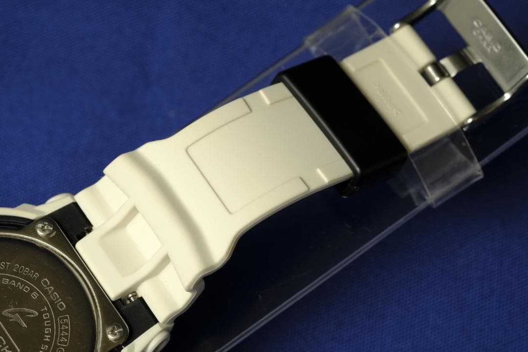 【良品】G-SHOCK GAW-100B 電波ソーラー／ビッグケース (131)