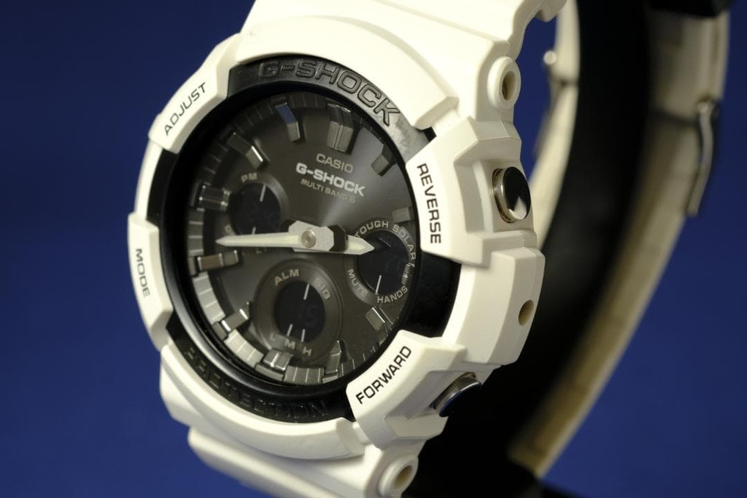 【良品】G-SHOCK GAW-100B 電波ソーラー／ビッグケース (131)