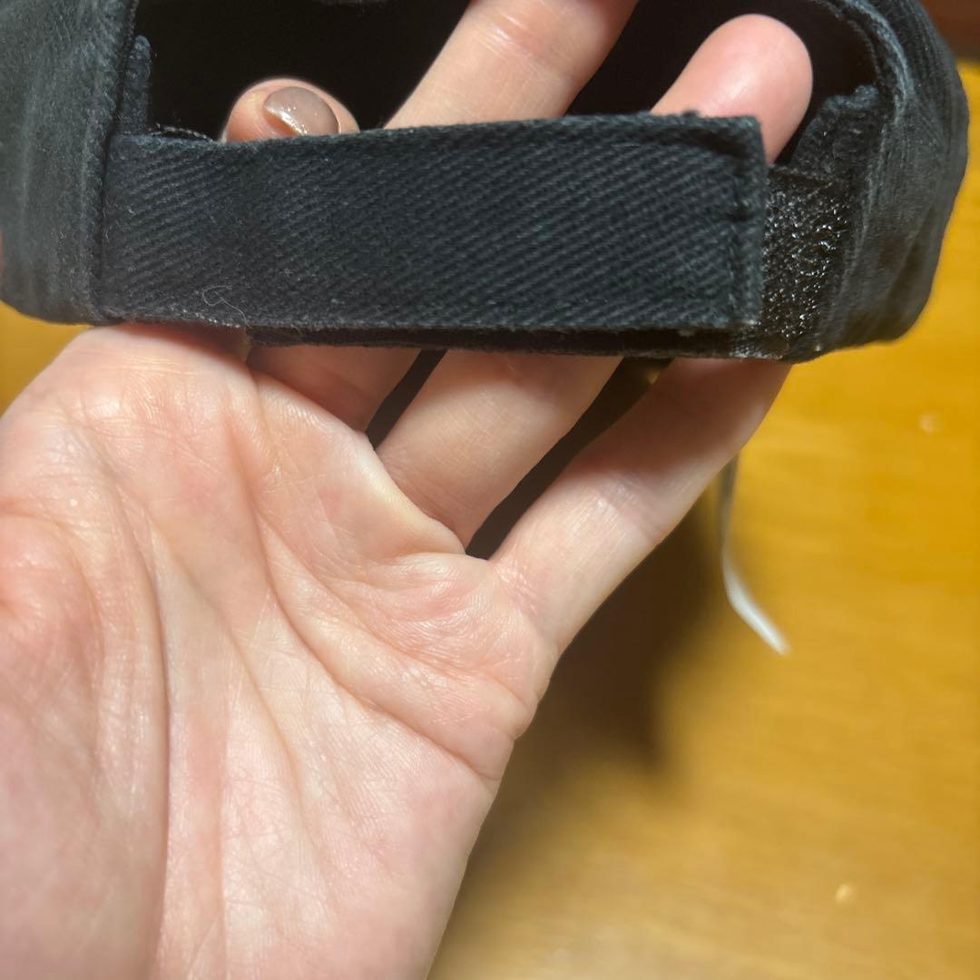 値下げ　BALENCIAGA ブラック刺繍キャップ