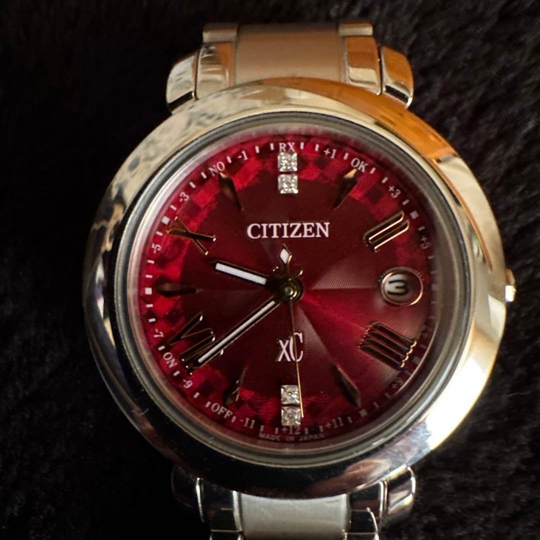 CITIZEN XC アナログ電波時計 赤 ES9440-51X