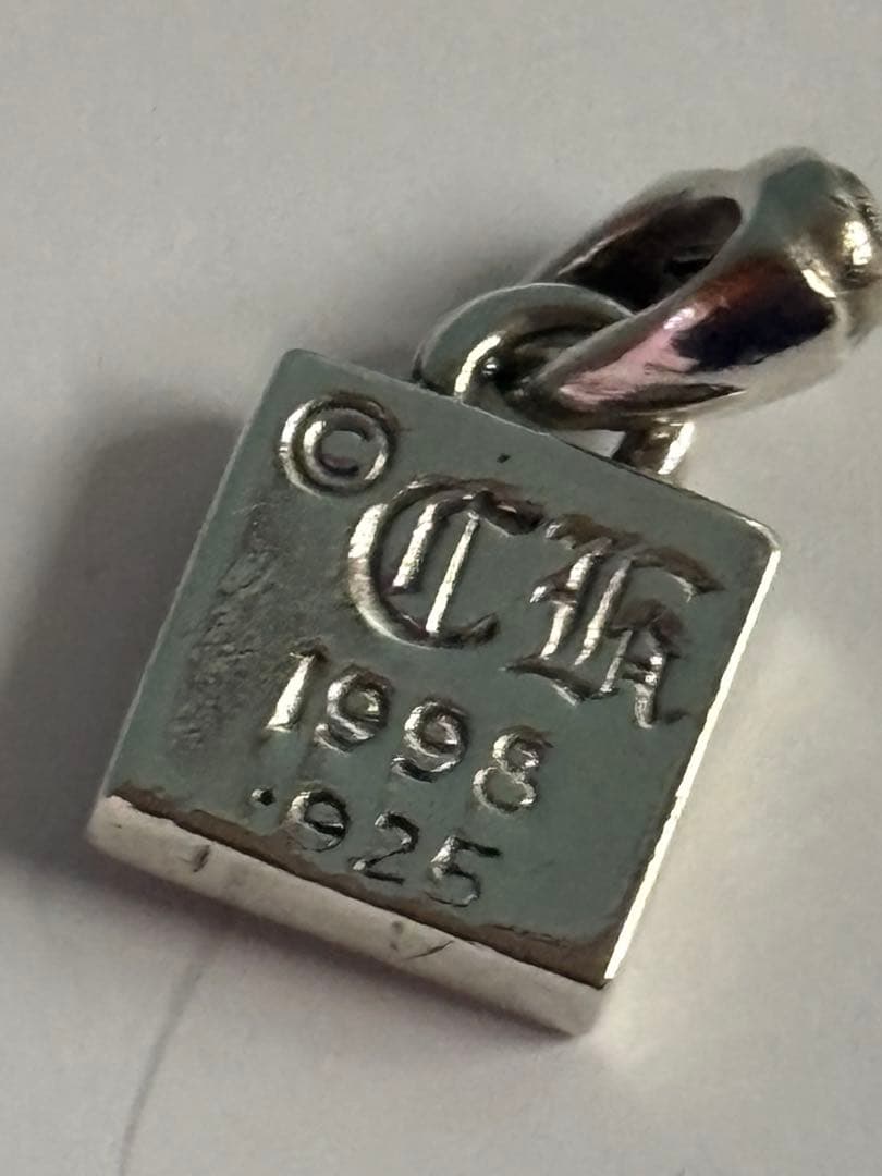 クロムハーツフレームドチャームスター