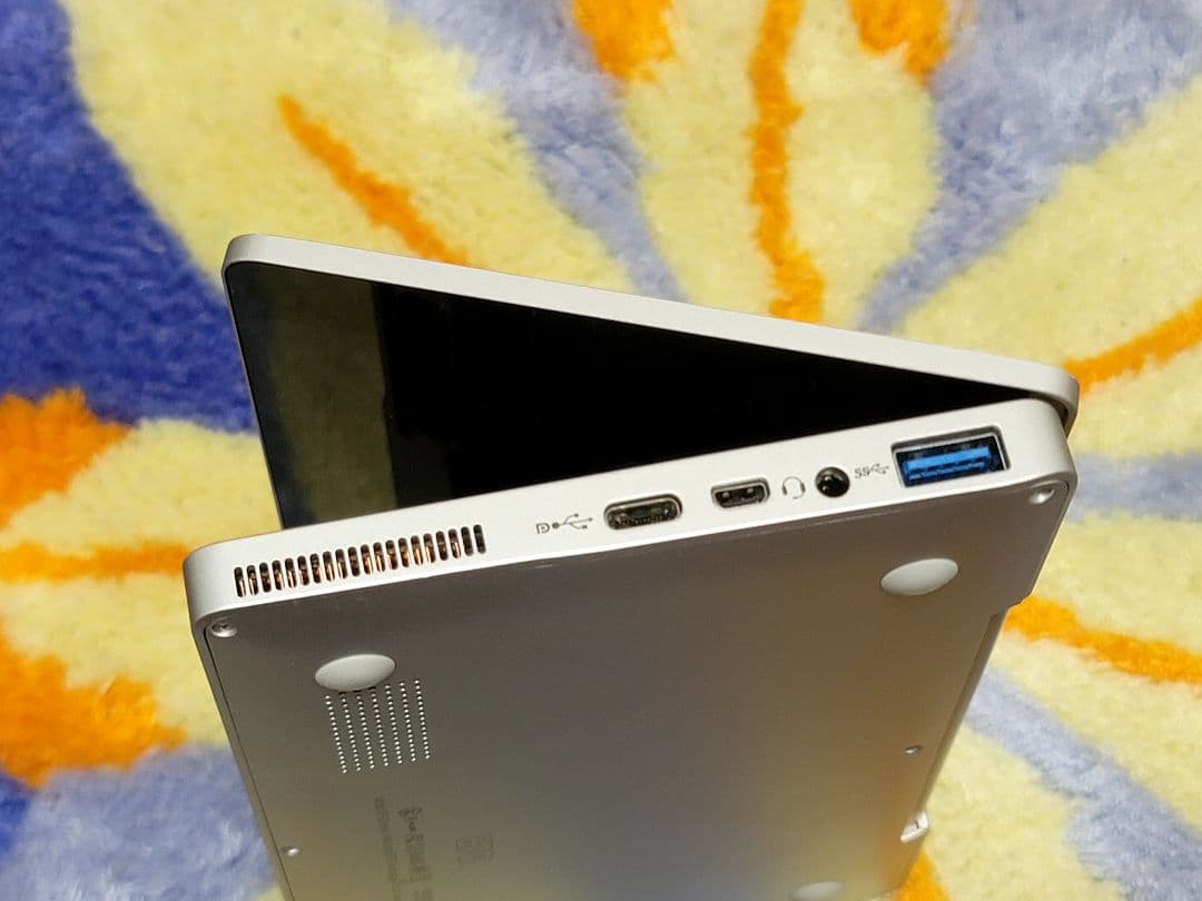 GPDPocket 初代　ジャンク GPDポケット 8GB メモリ128SSD