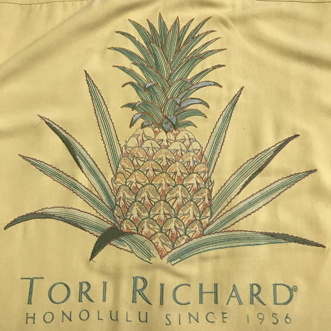 90'sビンテージ古着！TORI RICHARD パイナップル刺繍 シルクシャツ