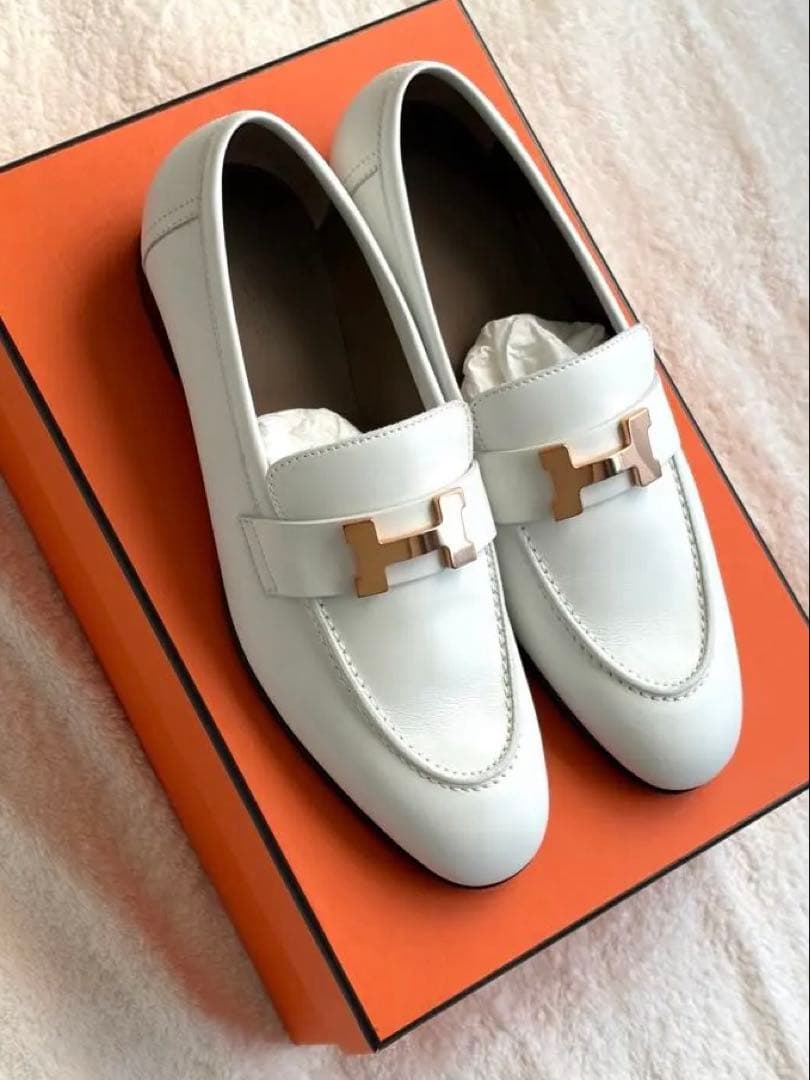 【1/18まで出品】未使用 HERMES モカシンパリ 36.5 ホワイト