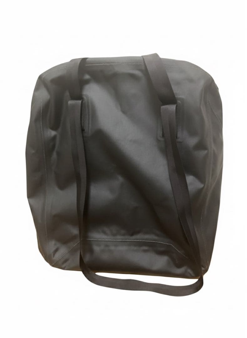 Arc’teryx Veilance トートバッグ