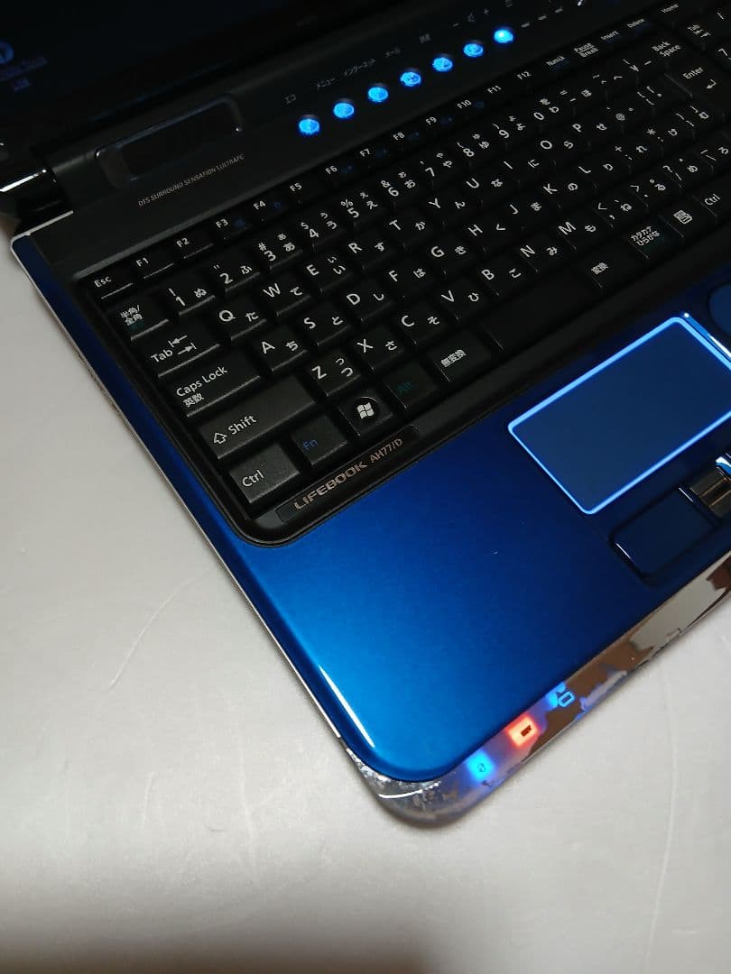 富士通　LIFEBOOK AH77/D FMVA77DL ノートパソコン本体
