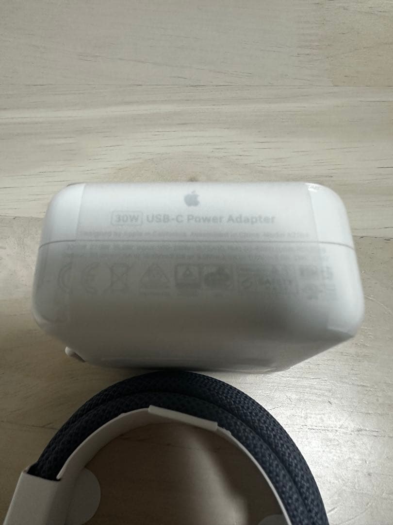 Apple 30W電源アダプタ　MagSafe 3ケーブル【純正品】