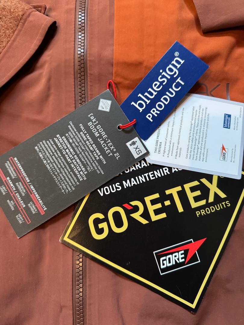 Burton ［ak ］GORE-TEX バートン　ジャケット　ゴアテックス