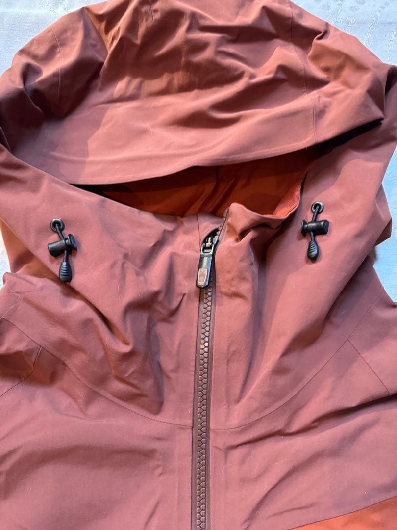 Burton ［ak ］GORE-TEX バートン　ジャケット　ゴアテックス