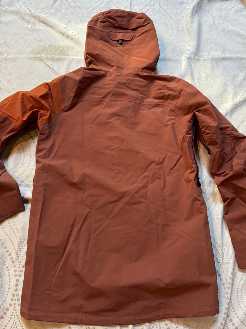 Burton ［ak ］GORE-TEX バートン　ジャケット　ゴアテックス