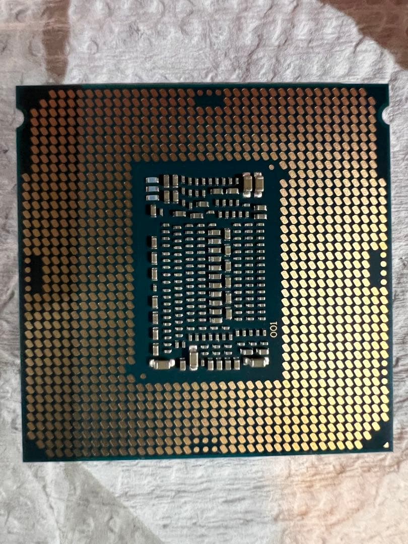 インテル® Core™ i7-8700 プロセッサー 6個