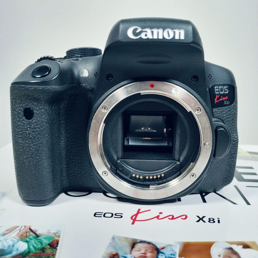 【完品☆動作確認済】Canon EOS Kiss X8i　ダブルズームキット