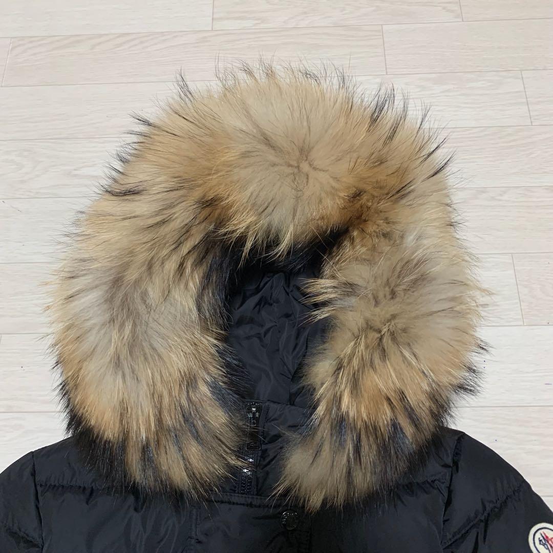 モンクレール　クロエ　KHLOE リアルファー　ダウンジャケット　4D269