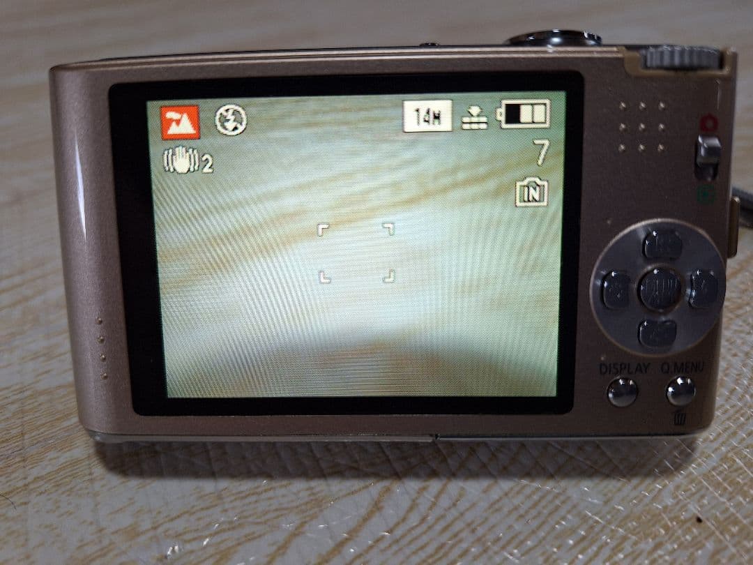 Panasonic パナソニック LUMIX DMC-FX66　☆充電器付