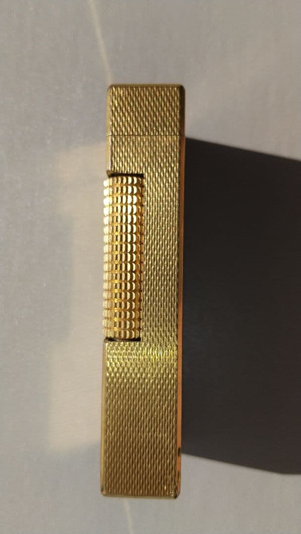 dunhillのローラー式ガスライターRE24163