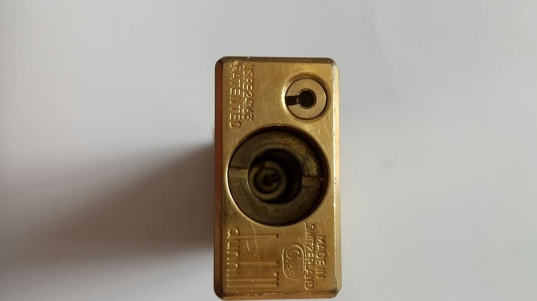 dunhillのローラー式ガスライターRE24163