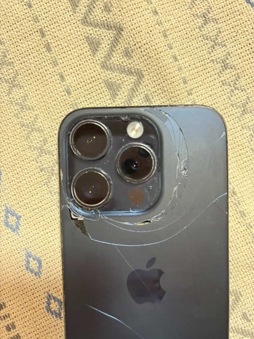 スマートフォン本体 iPhone15pro 512GB