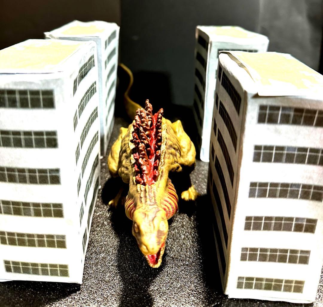 ムービーモンスター シンゴジラ形態変化重塗装3体セット、カード付き