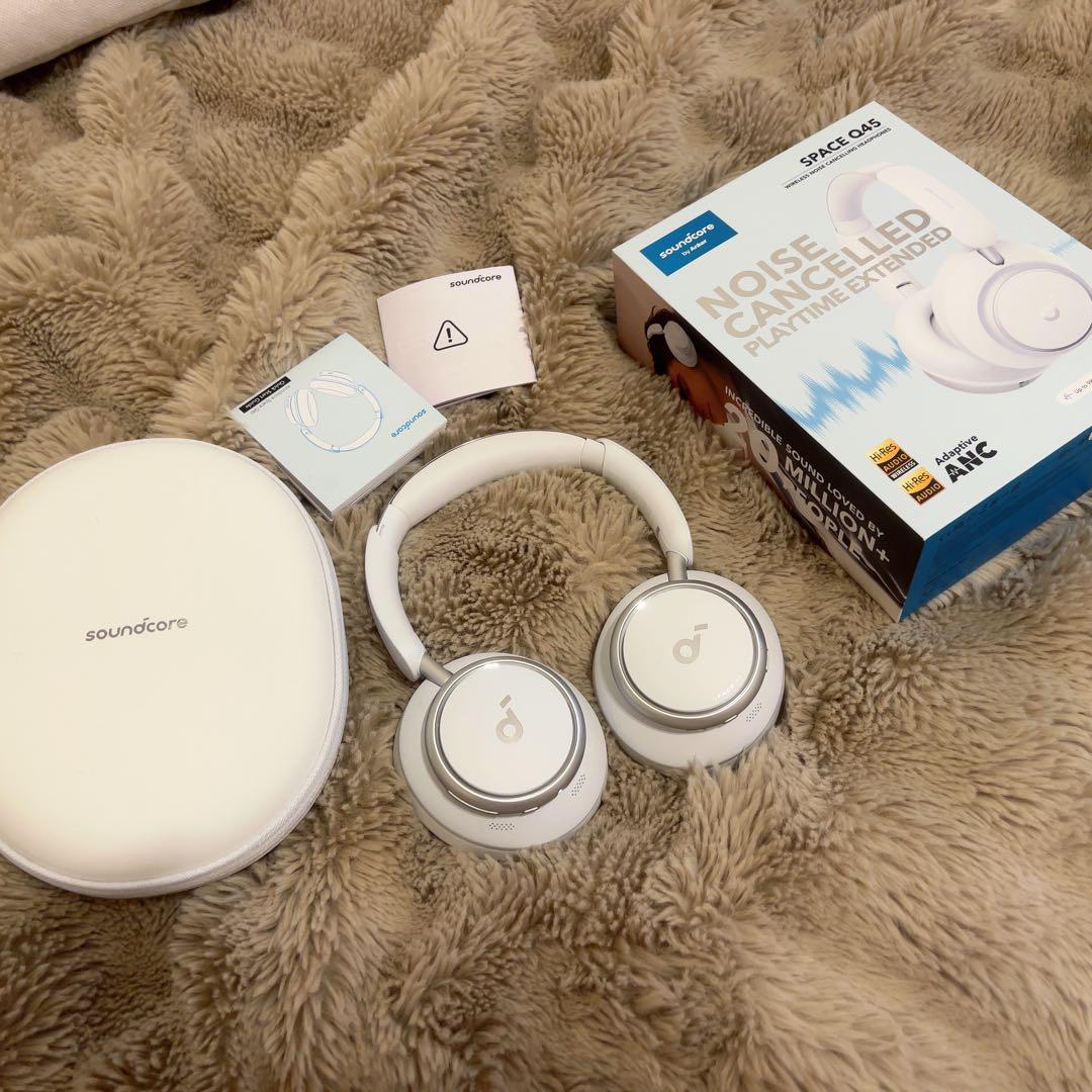 【美品】soundcore ノイズキャンセリングヘッドホン　アンカー