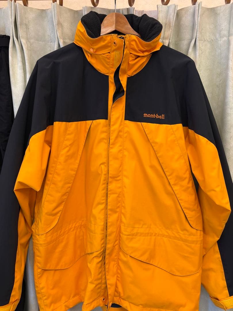 12/30までmont-bell スキー・スノボウェアLサイズ 上下セット