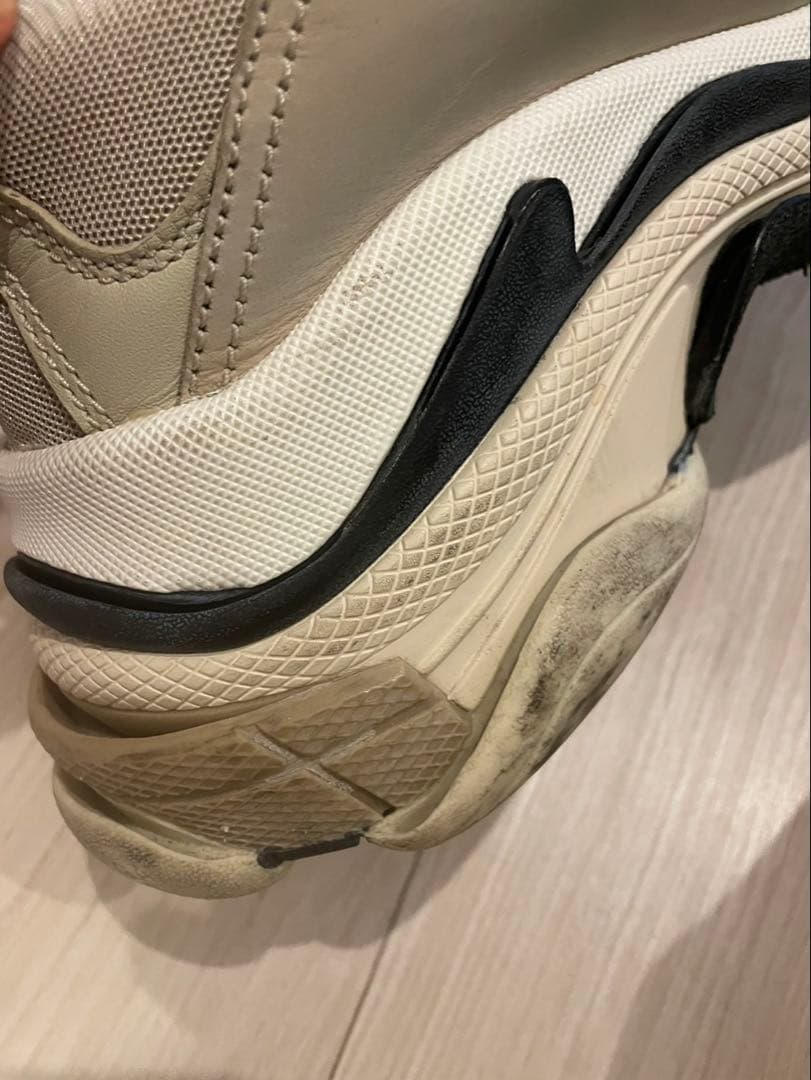 BALENCIAGA バレンシアガ　トリプルS 付属品完備