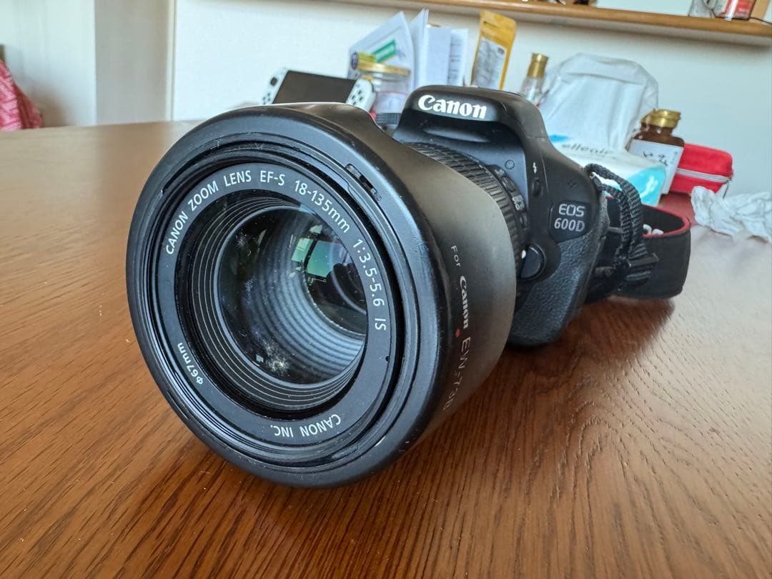 Canon EOS 600D デジタル一眼レフ