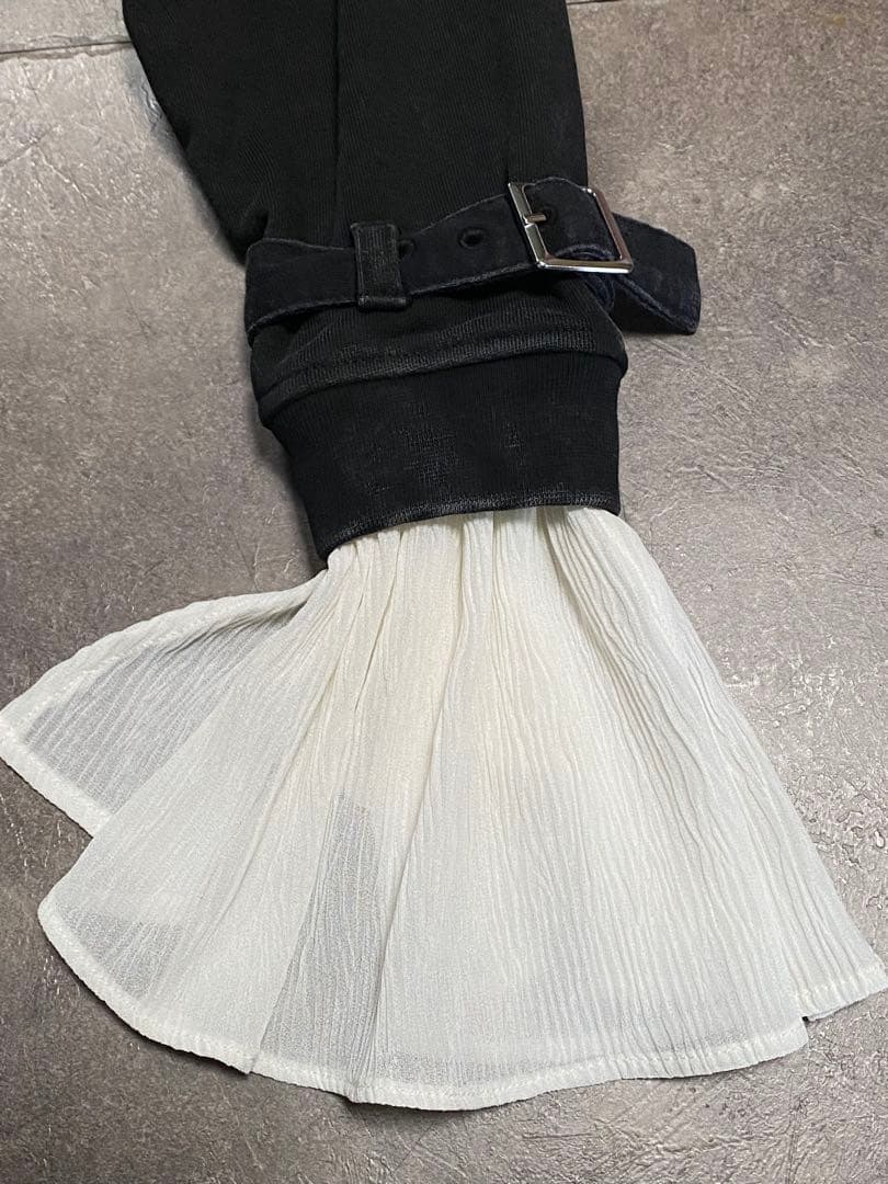 Tanaka Daisukeスウェットトップス