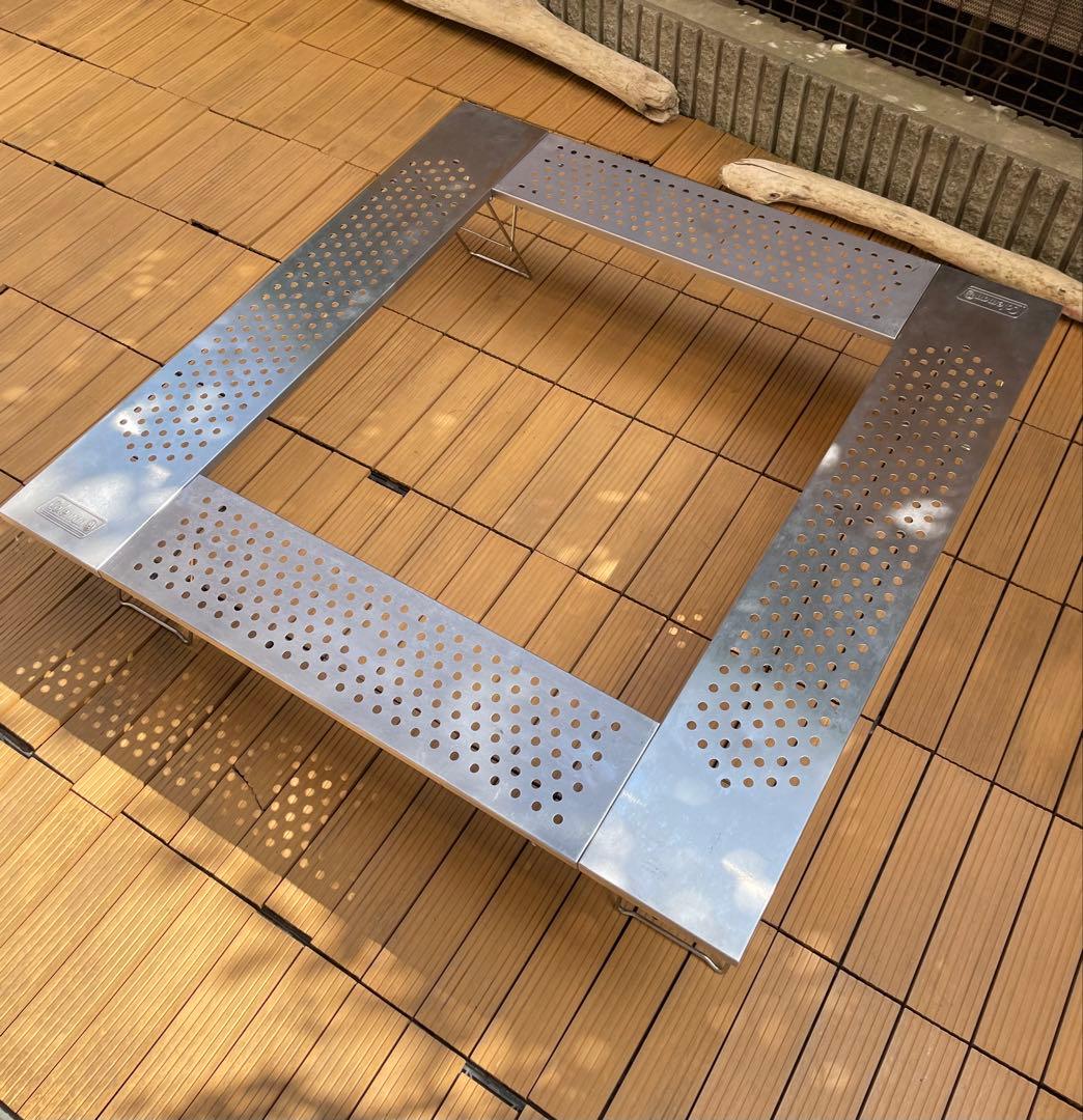 美品　Coleman　コールマン　ファイアープレイステーブル