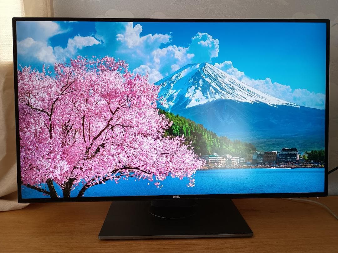 Dell 4Kモニター 27インチ U2718QM