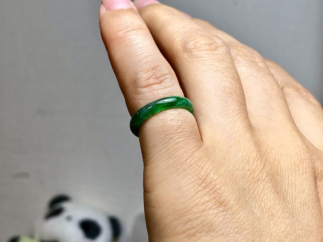 L16-05 ピンキーリング 氷種 4.5号 陽緑グアテマラ産A貨本翡翠くりぬき