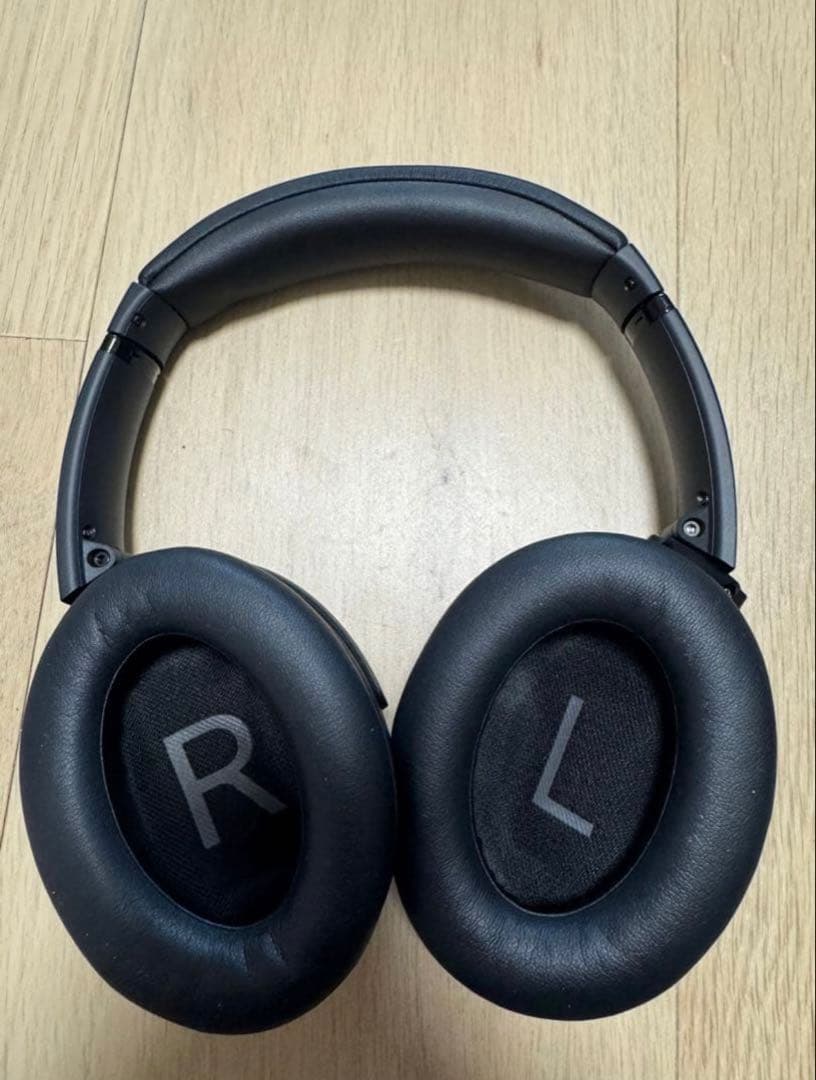 まる　BOSE QuietComfort Headphones
