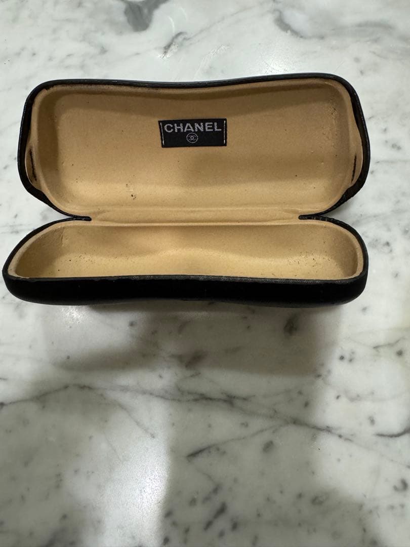 Chanel ラウンドフレーム サングラス ブラック