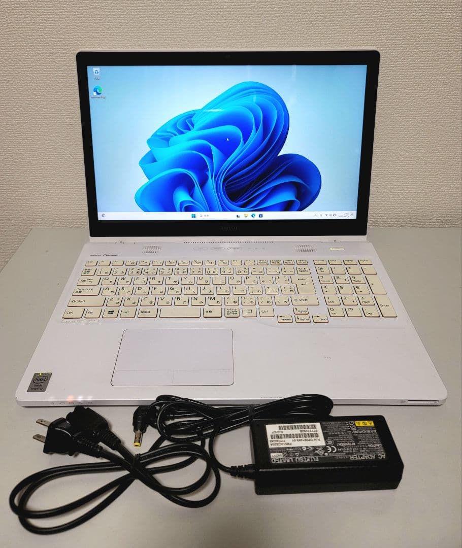 &　富士通 LIFEBOOK AH77/M i7 4702HQ/8GB