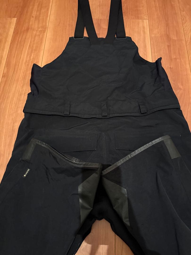 VOLCOM GORE-TEX ブラックオーバーオール