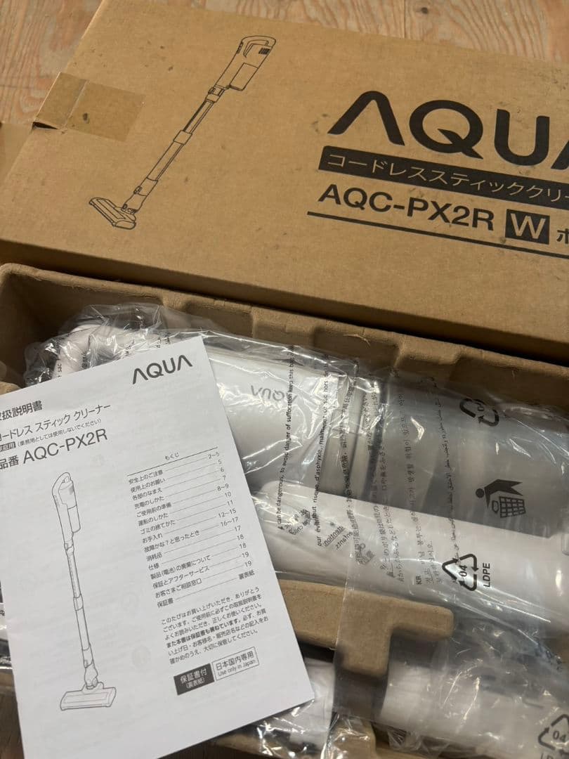 リファビッシュ品☆AQUA AQC-PX2Rコードレススティッククリーナー白色