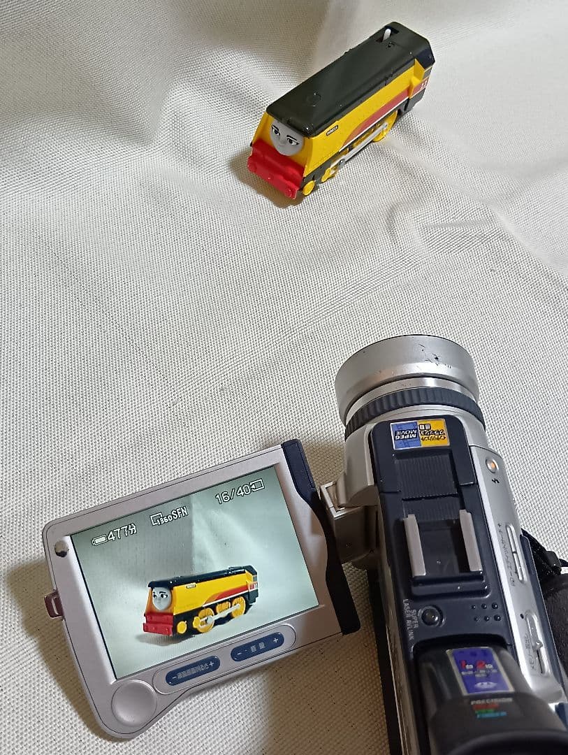 【動作確認済み】ソニー ビデオカメラ　SONY DCR-TRV30