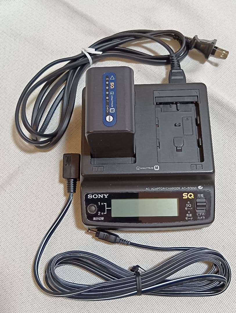 【動作確認済み】ソニー ビデオカメラ　SONY DCR-TRV30