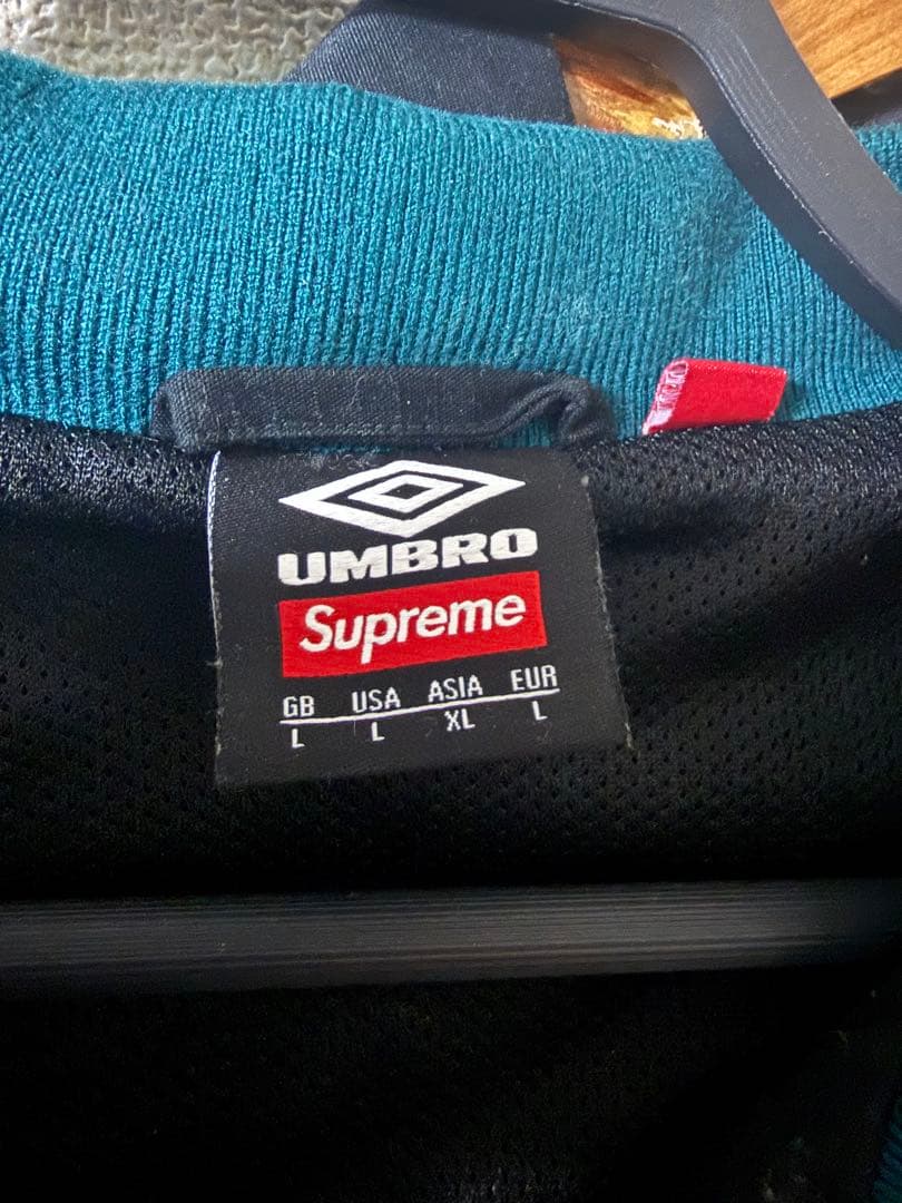 うってSupreme /Umbro Track Jacket