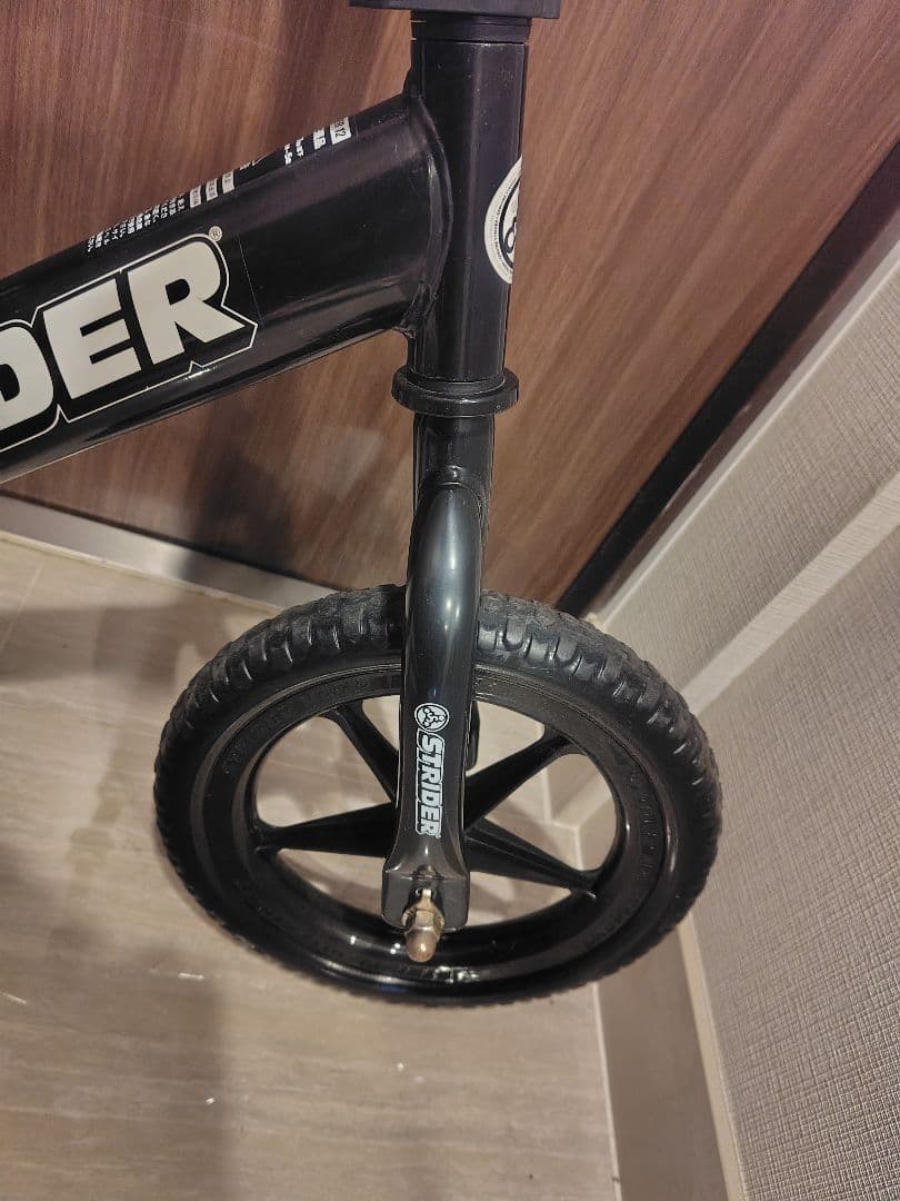 STRIDERストライダー　スポーツ　12インチ　ブラック