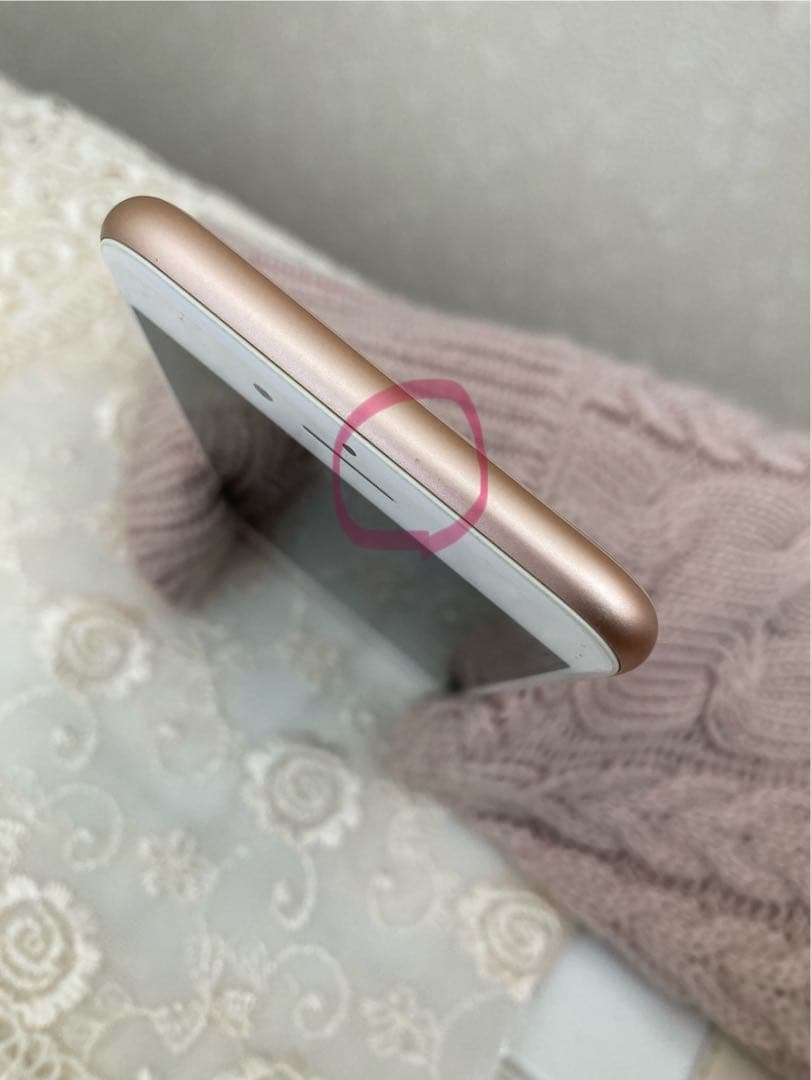 iPhone8 64GB 初期化済み　箱つき　ゴールド　美品　iPhone