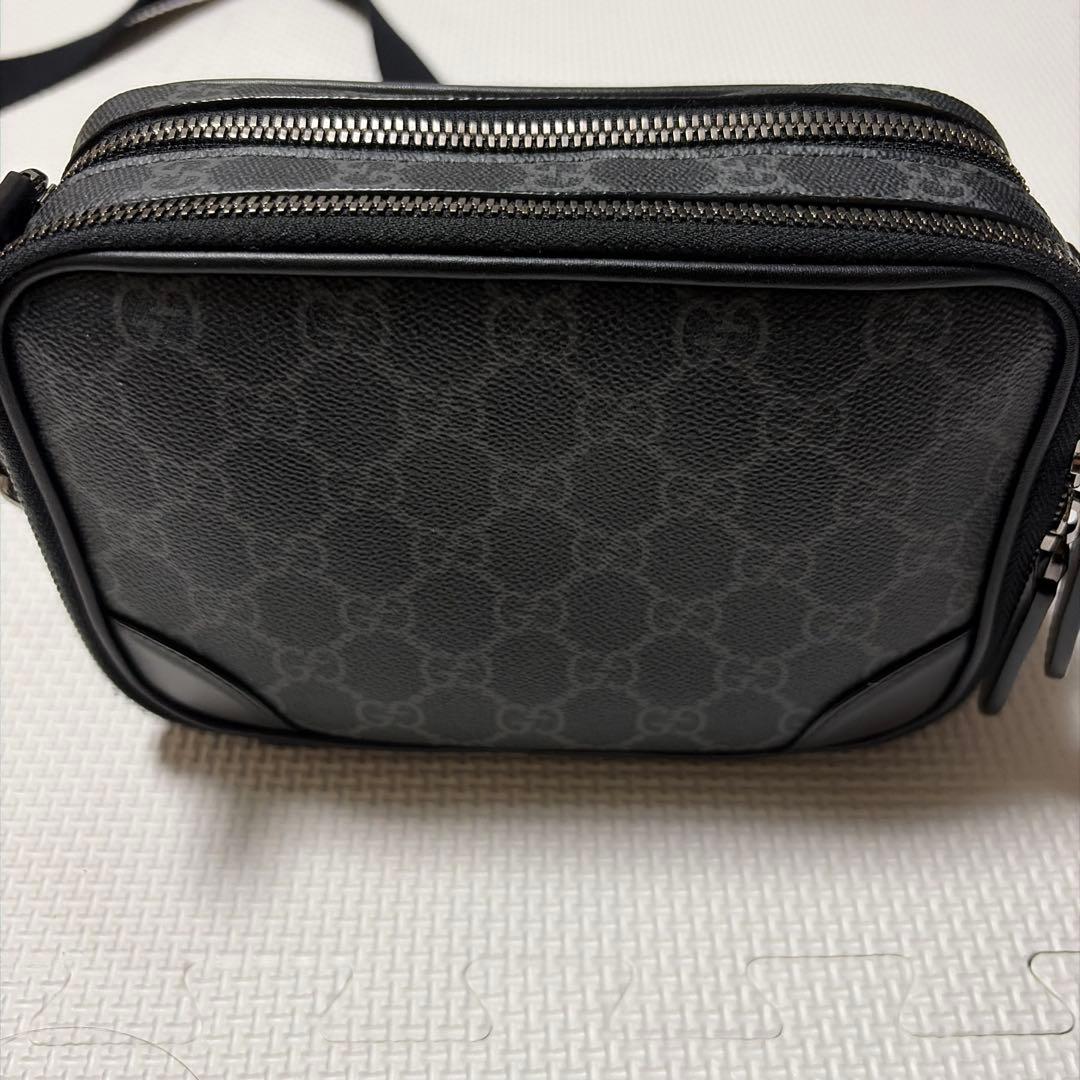ベ*た様 グッチ ブラック レザー ショルダーバッグ