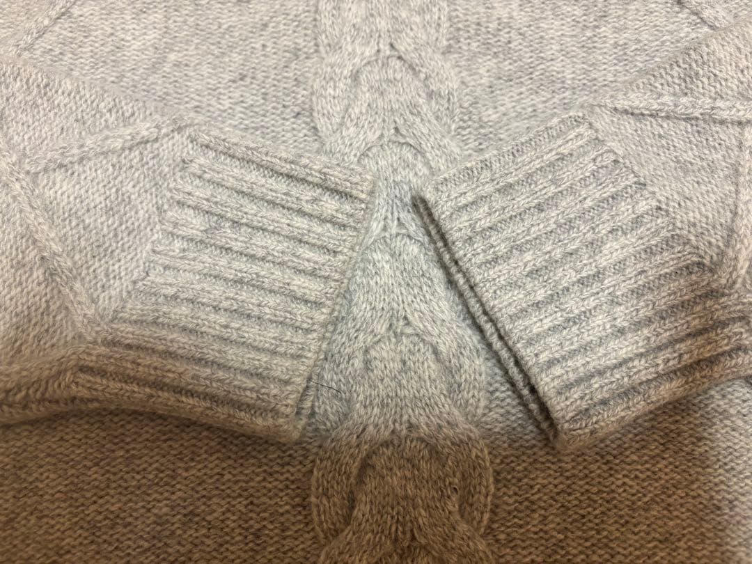 完売セオリーリュクス HARL MORBI カシミヤ ケーブル編み　サイズ38