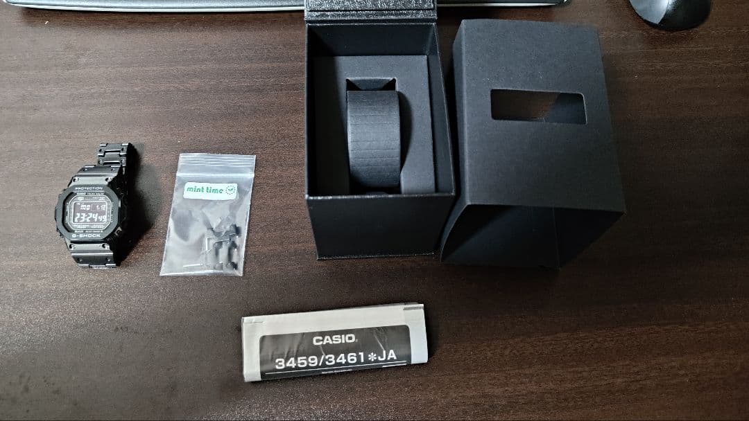 美品　GMW-B5000GD-1JF　ジーショック　G-SHOCK